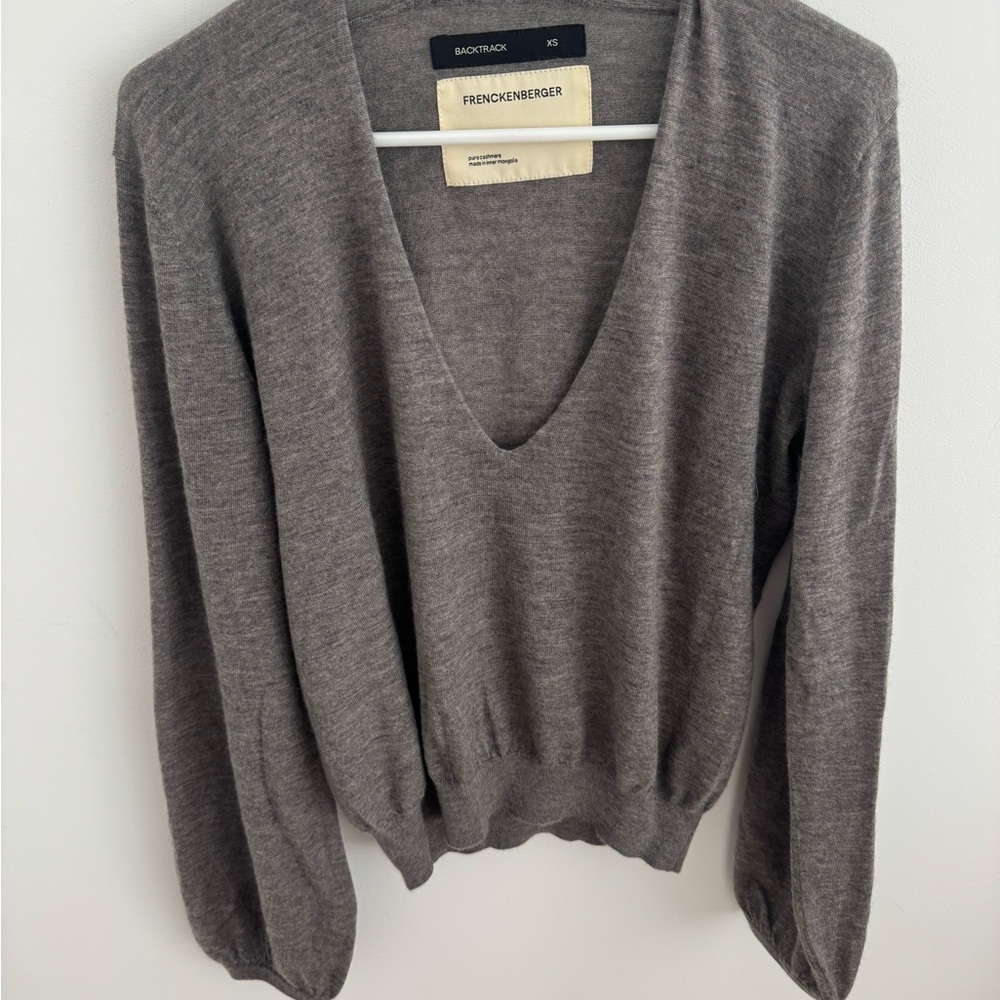 Frenckenberger Gray V-Neck Knit Sweater